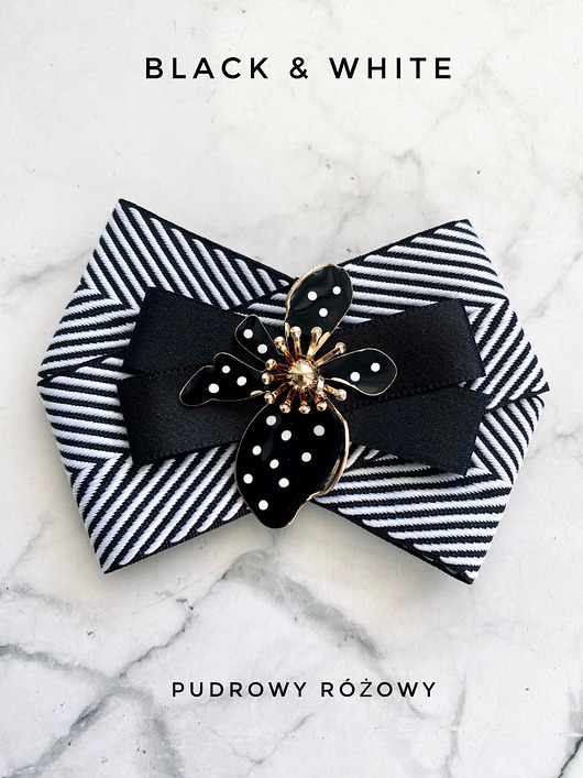 broszki Brosza Black & White z efektowym kwiatem w kropeczki New