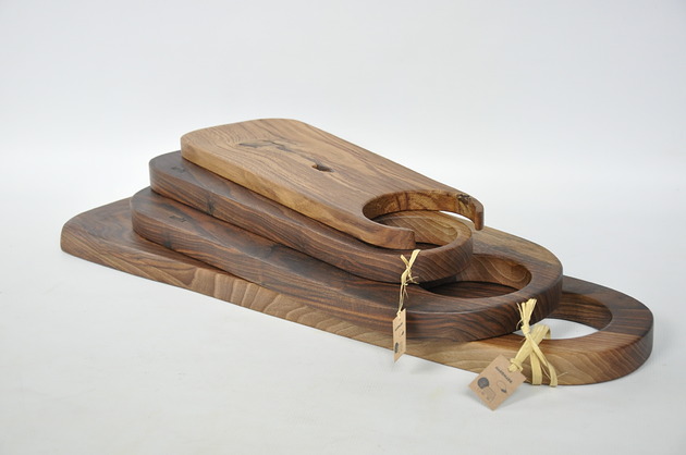 deski do krojenia i tace Deska długa - pod gorące - orzechowa