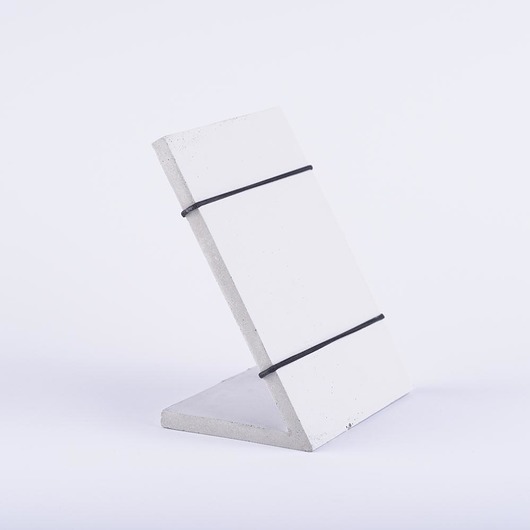 Ramka - beton architektoniczny Projekt B25