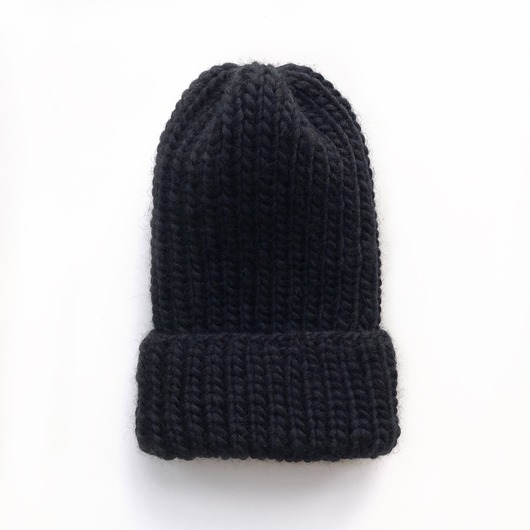 czapki damskie Wełniana czarna czapka Lily long 100% wełna handmade ręcznie robiona