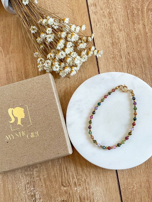 bransoletki z kamieni naturalnych Kolorowa bransoletka z turmalinu z zapięciem