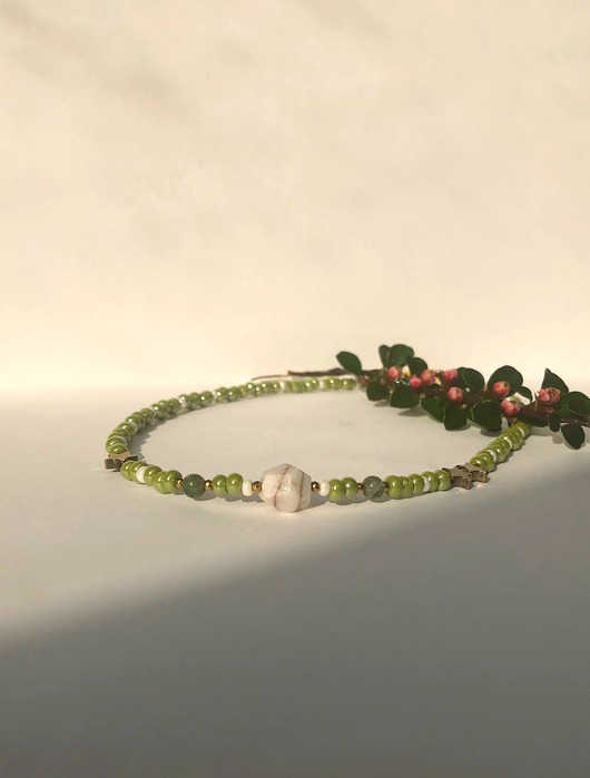chokery zielony choker z kamieniami