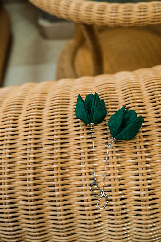 kolczyki - inne Wyraziste duże kolczyki origami TULIPANY premium butelkowa zieleń