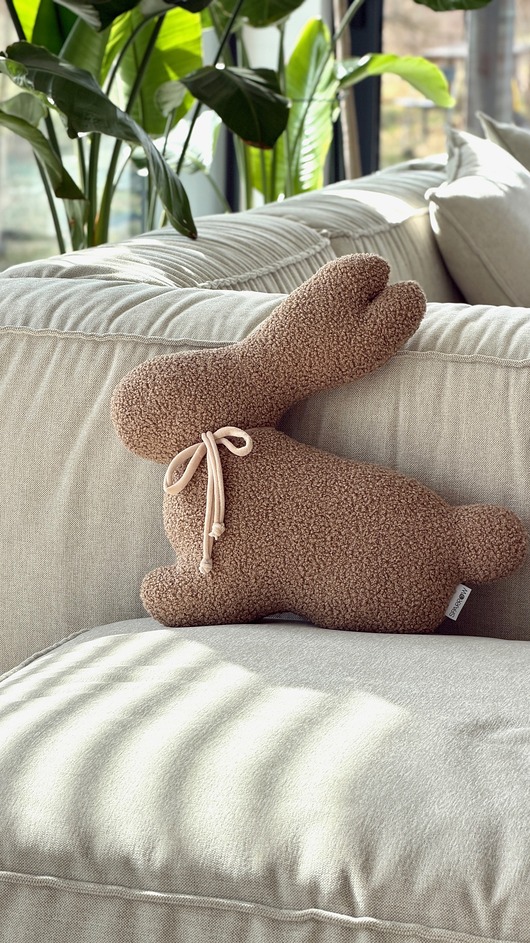 poduszki, poszewki - różne Poduszka zajączek zając boucle brązowy