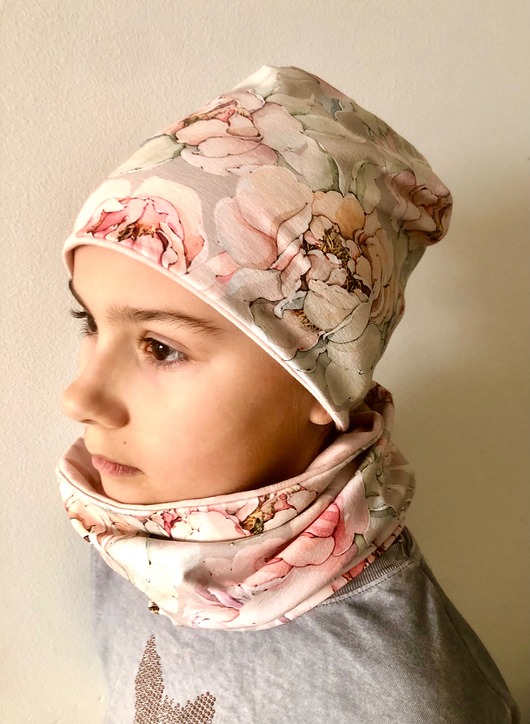 czapki dziecięce KOMPLET _ CZAPKA BEANIE +  KOMIN w kwiaty