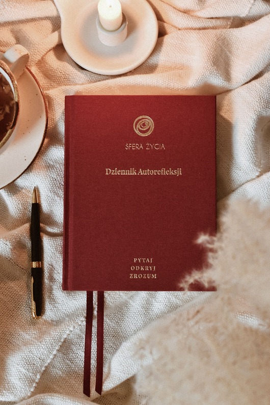 kalendarze i plannery DZIENNIK AUTOREFLEKSJI - burgund - rozwojowy przewodnik dla kobiet