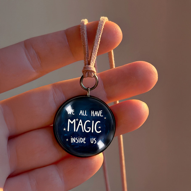 chokery Magic Inside