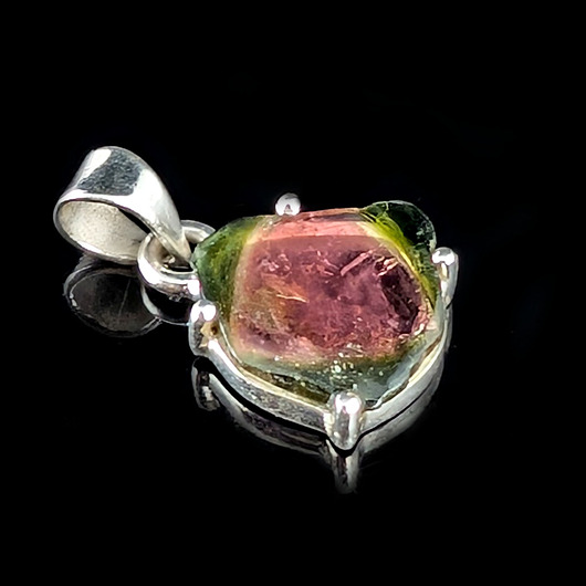 wisiory Baśniowy turmalin arbuzowy