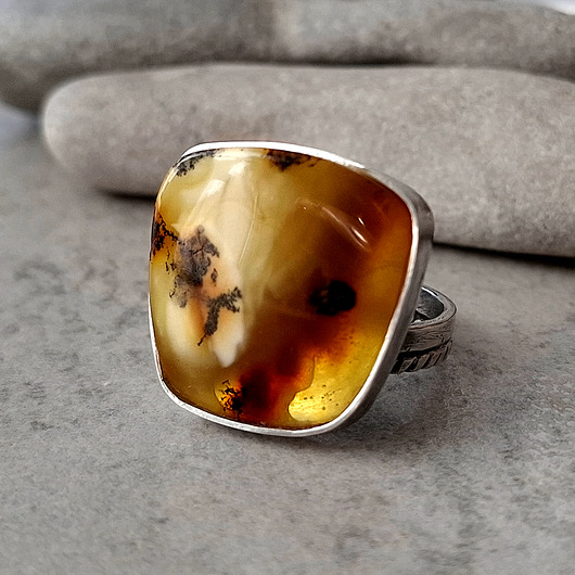 pierścionki srebrne Seasalt III srebrny pierścionek z bursztynem bałtyckim