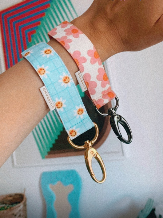 breloki Happy DAISY Keychain breloczek