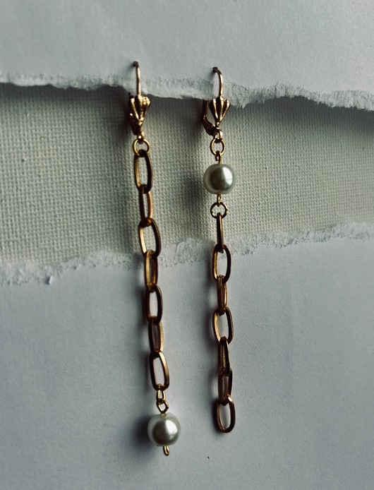 kolczyki - inne Asymetryczne kolczyki z perełkami i łańcuszkami  BALANS.Agrafka STUDIO