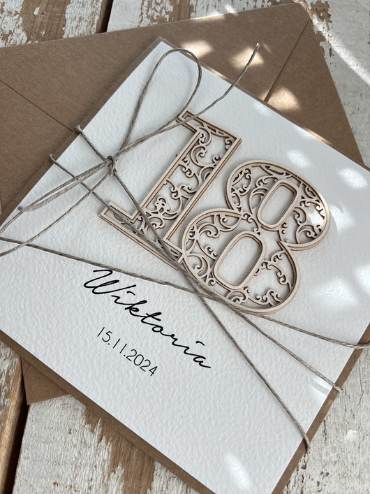 kartki scrapbooking Ręcznie robiona kartka na 18 urodziny z personalizacją