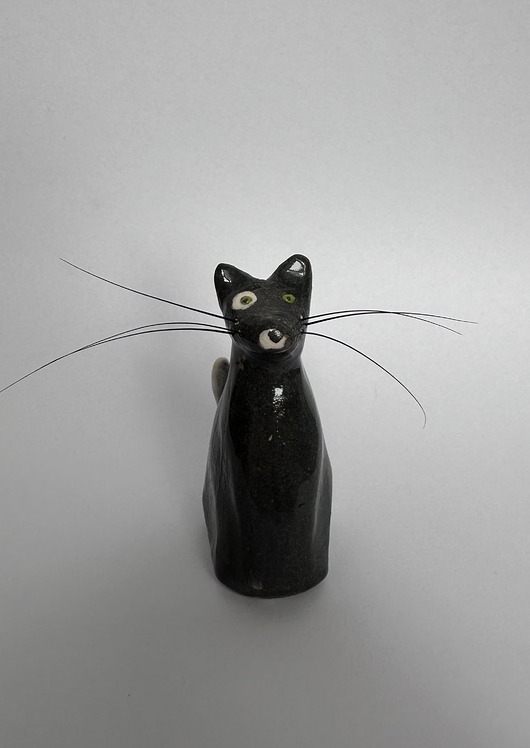 figurki i rzeźby Ceramiczny kot na kocie wąsy wibrysy