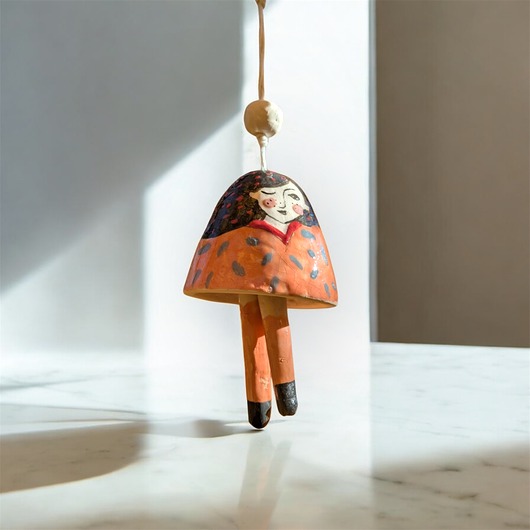 figurki i rzeźby Jesienna dziewczyna -dzwonek handmade