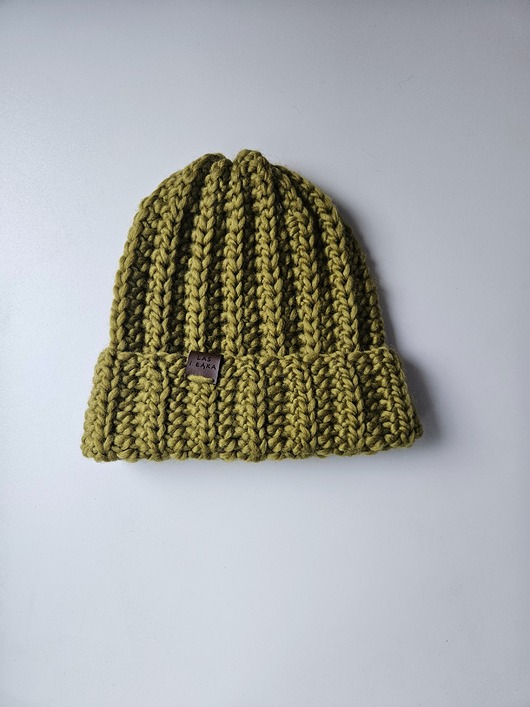 czapki damskie Czapka wełniana w kolorze zielonej oliwki