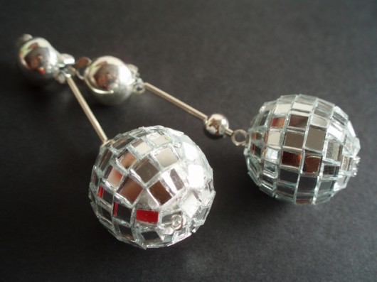 &quot;More disco lights please!!! :D&quot; Trom