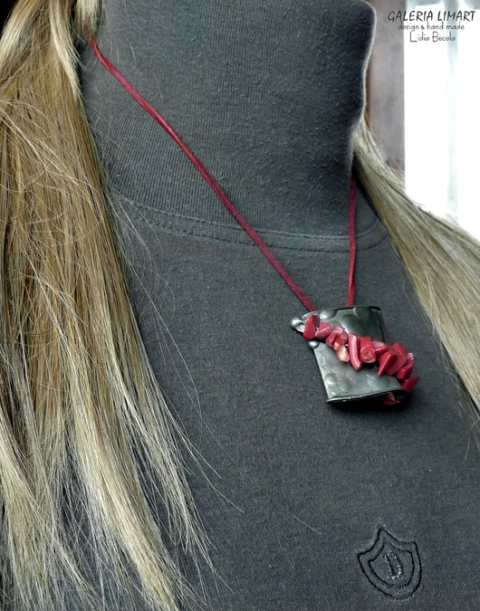 wisiory Koral na miedzi oryginalny ręcznie robiony wisior, unikatowy prezent