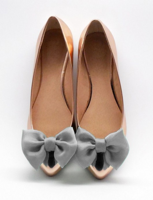 Light Grey Bow - klipsy do butów Coquet Coquet