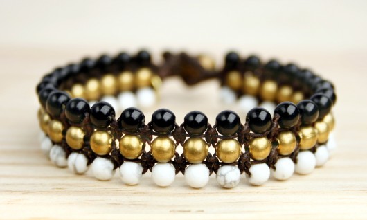 White Agate - Black Agate Bracelet LILITH STORE