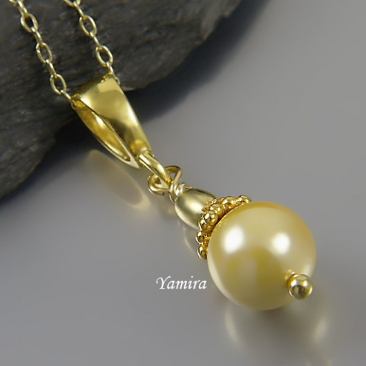 wisiorek - golden pearls yamira
