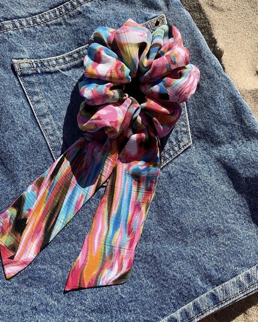 gumki do włosów Gumka do włosów 90s Scrunchie z odwiązywaną szarfą - 12 cm średnicy