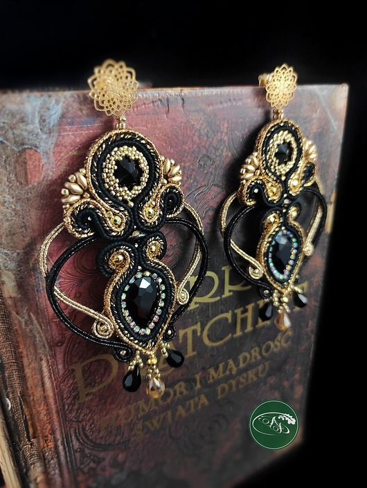kolczyki soutache Angel kolczyki czarno-złote kandelabry sutasz