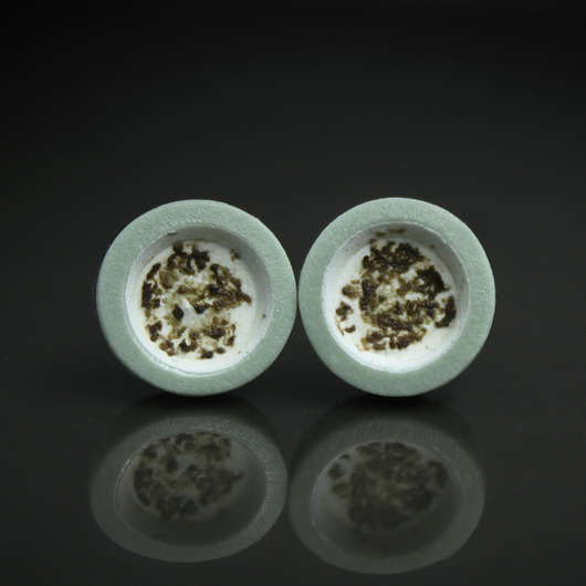 kolczyki ceramiczne MATCHA/stal chirurgiczna/kolczyki porcelanowe UNIKAT
