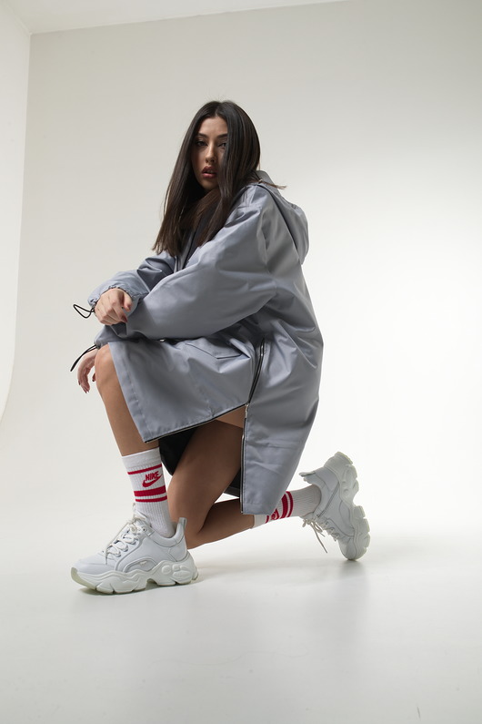 kurtki damskie Kurtka wiatrówkaanorak  longline szara