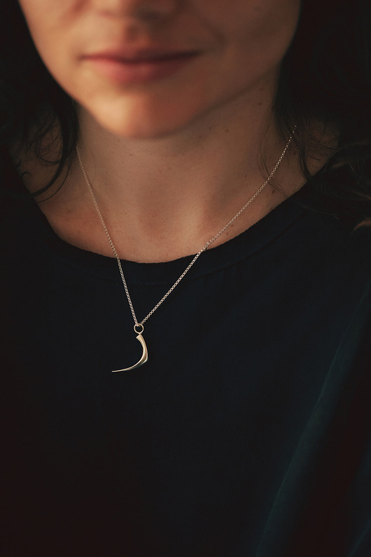 wisiory PEARL empty / glossy silver necklace