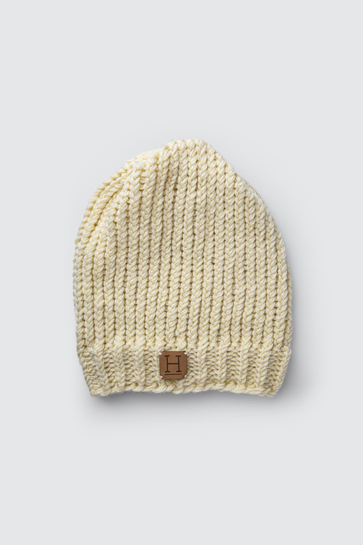 Czapka beanie z wełny merynosa handmade ECRU HisOutfit