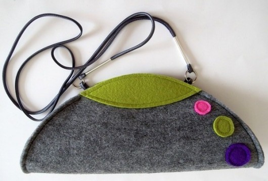 Szara w kolorowe kropki Green Sheep