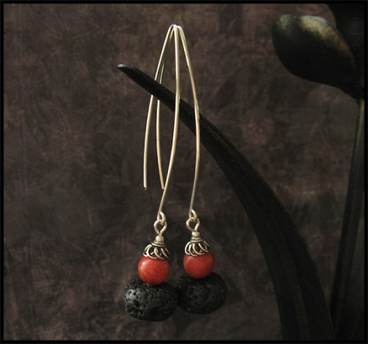 LUXURY- Black & Red Little Dreamer