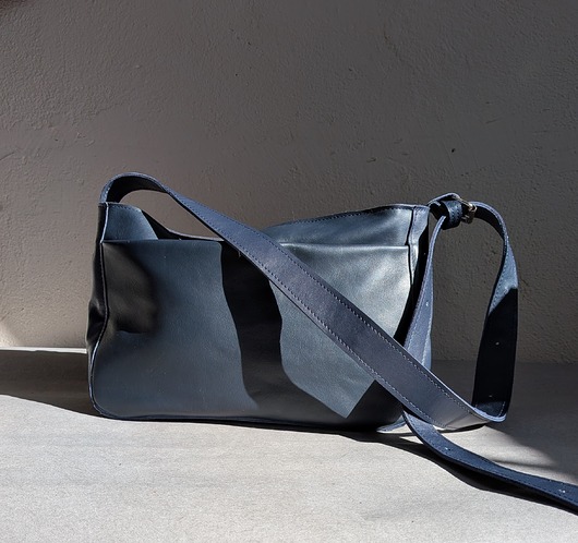 torby na ramię Granatowa skórzana torebka na skos