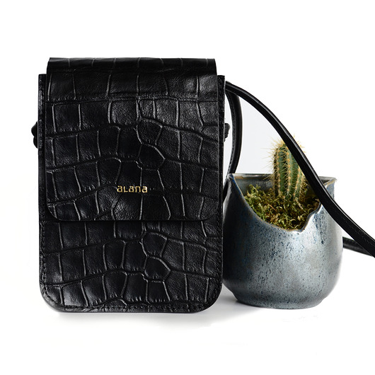 Mała skórzana torebka w kolorze czarnym Alana Leather Studio