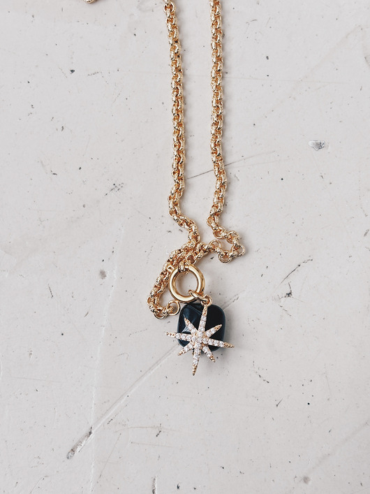 złote naszyjniki Naszyjnik łańcuszek Agat czarny i Gwiazda