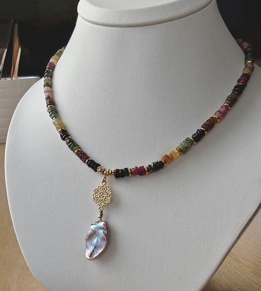 złote naszyjniki Naszyjnik z turmalinów