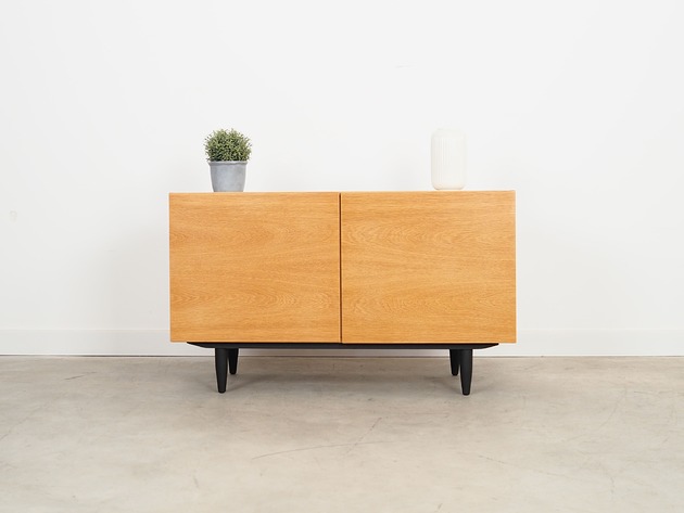 komody i szafki Szafka jesionowa, duński design, lata 70, produkcja: Dania