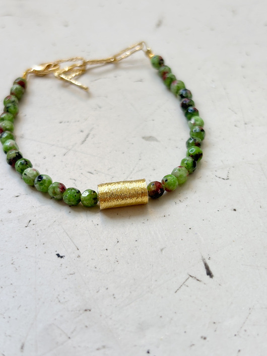 bransoletki z kamieni naturalnych Bransoletka Rubin z Zoisytem