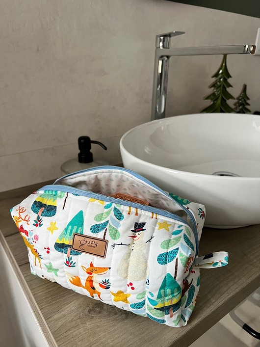 kosmetyczki Kosmetyczka świąteczna - Bajkowy klimat