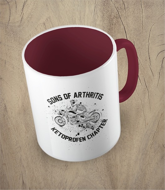 kubki Kolorowy kubek z hasłem SONS OF ARTHRITIS - mix kolorów
