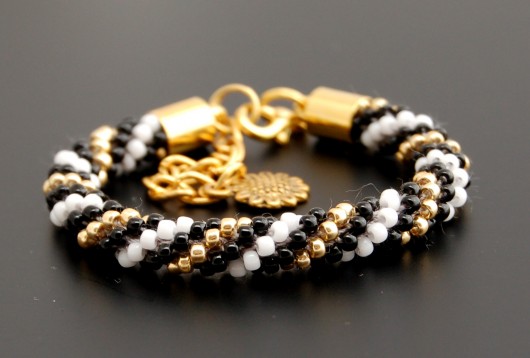 Bransoletka koralikowa dla dziewczynki elegancka MadeByInati
