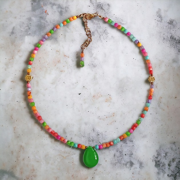 chokery Choker : summer collection : kolorowa muszla i jadeit