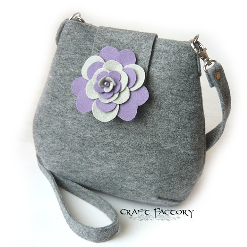 Subtle Lavender - mała torebka na ramię Craft Factory
