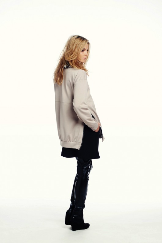 Bluza z zamkiem roz 38 BONJOUR and KISS