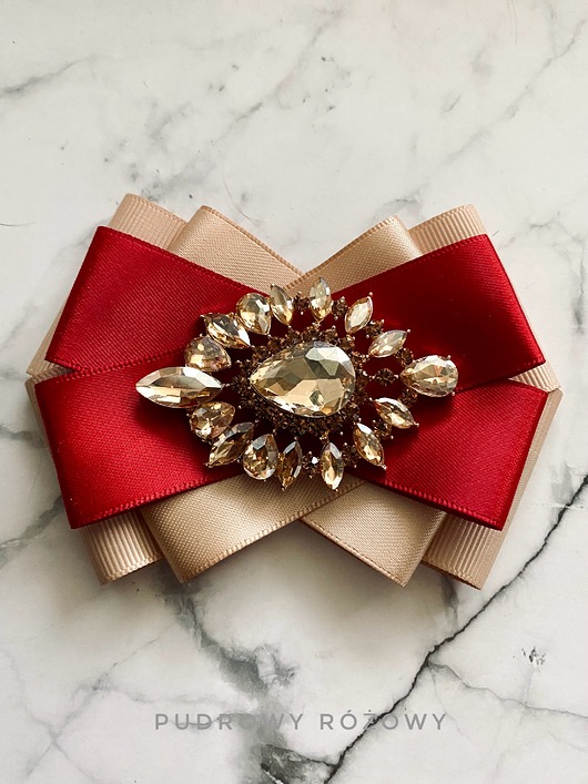 broszki Brosza z cudownym szampańskim kryształem new