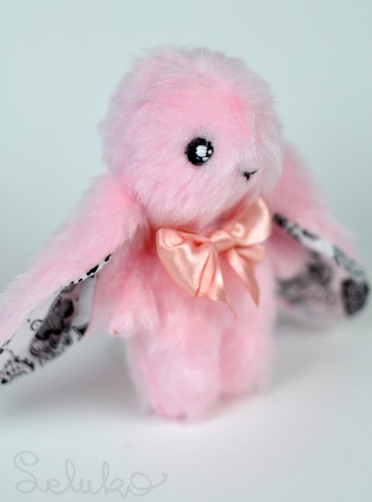 Trusiaczek różowy - miniaturka 12 cm leluko