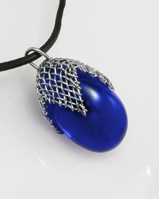 wisiory Granatowy w siateczce - wisior L