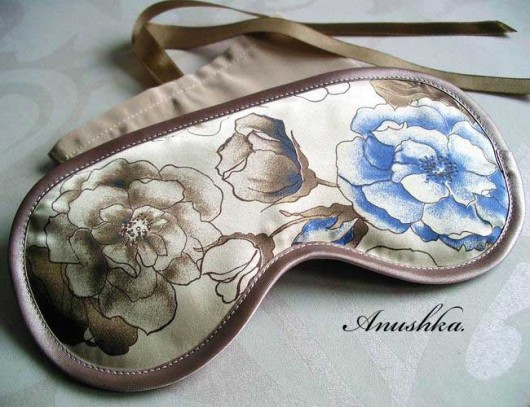Blue Brown roses ANUSHKA