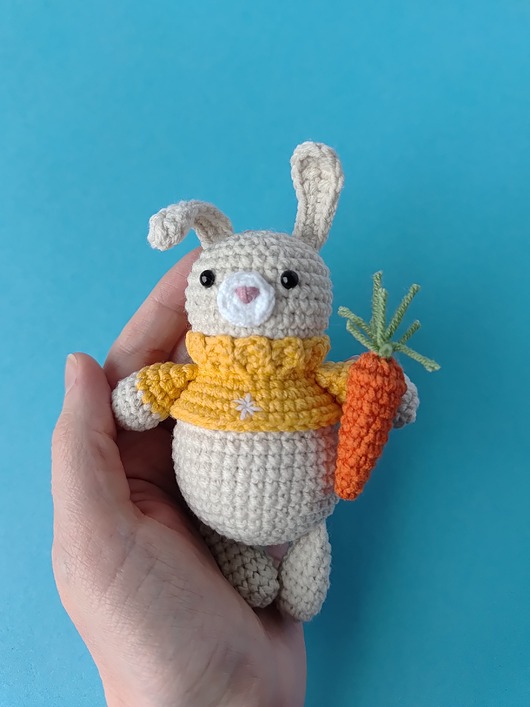 dekoracje świąteczne Szydełkowa zawieszka na choinkę brelok maskotka Króliczek