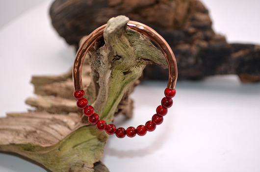 bransoletki - inne Bransoletka miedziana handmade z koralikami: jaspis czerwony